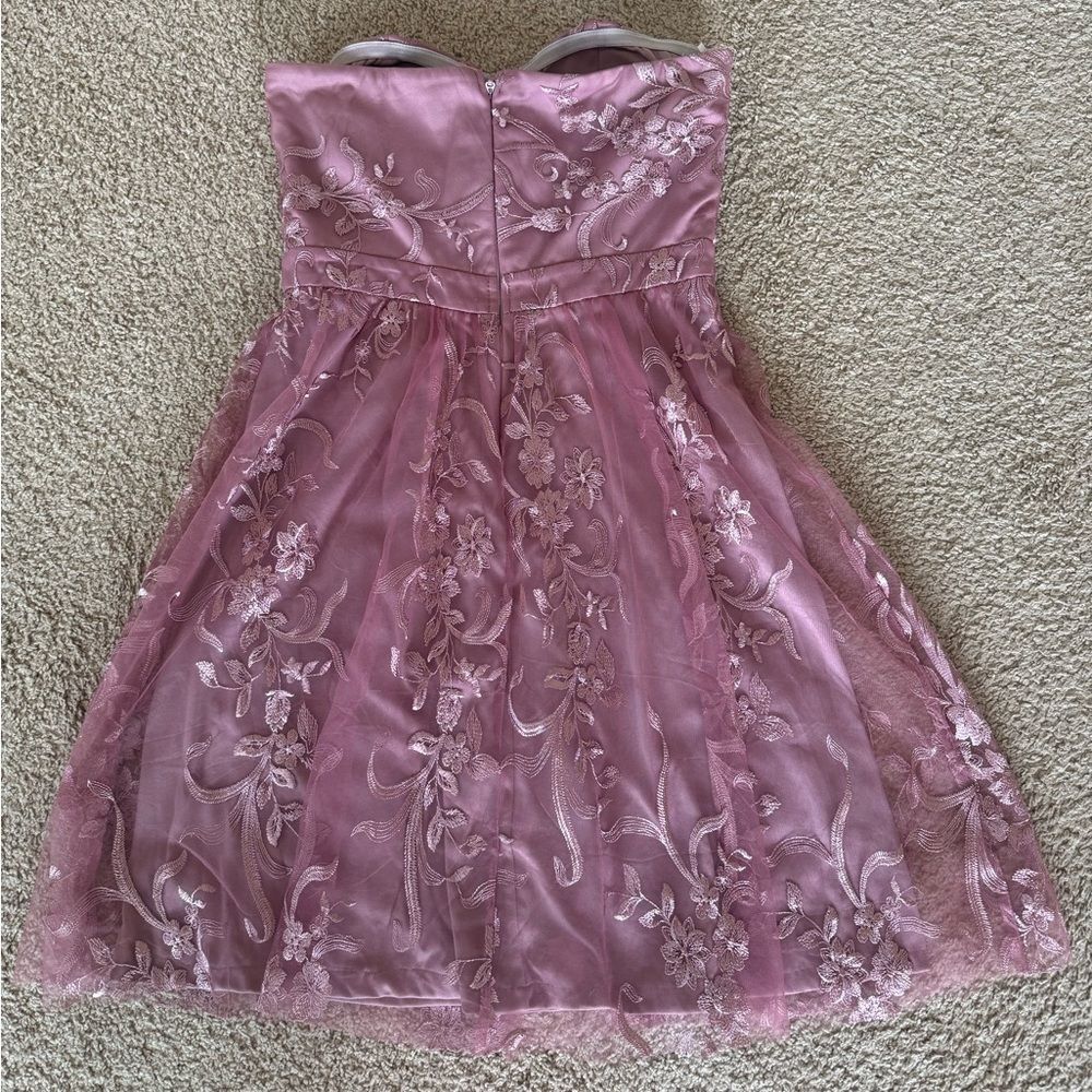 Lulu’s | Floral Cocktail Party Dress | Size: M | EUC - Picture 4 of 7